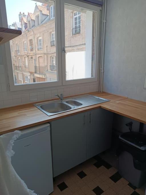 Character Family Apartment Dieppe Bagian luar foto